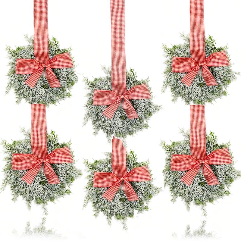 Paquete de 6 mini coronas navideñas para ventana con lazos y frutos rojos. Perchas pequeñas para armarios, decoración rústica para puertas de cocina y fiestas navideñas.