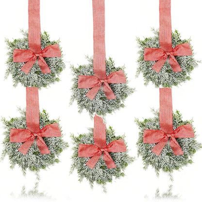 Paquete de 6 mini coronas navideñas para ventana con lazos y frutos rojos. Perchas pequeñas para armarios, decoración rústica para puertas de cocina y fiestas navideñas.
